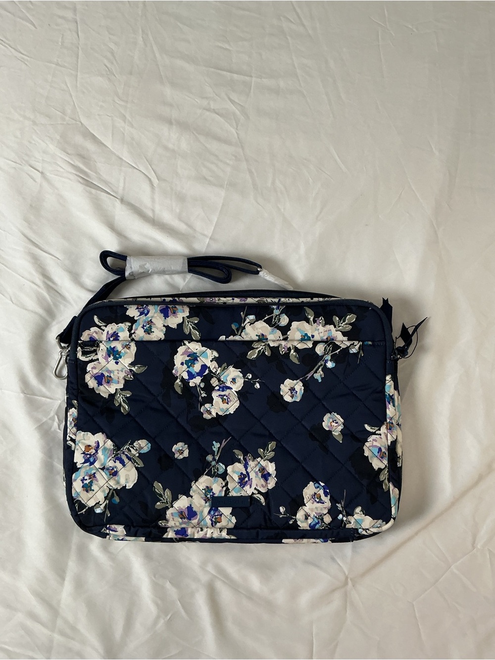 Vera Bradley NWOT Quilted Floral Laptop Crossbody Case